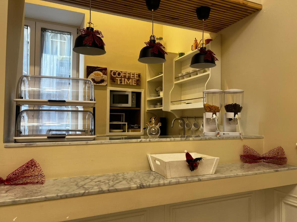 Victoria Hotel B&B 那不勒斯 外观 照片